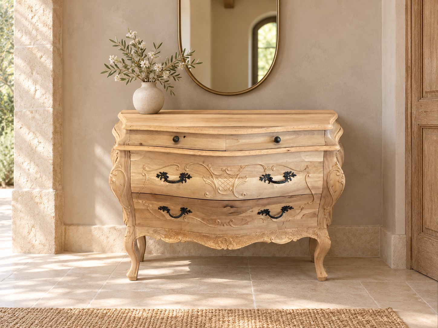 Commode en bois naturel